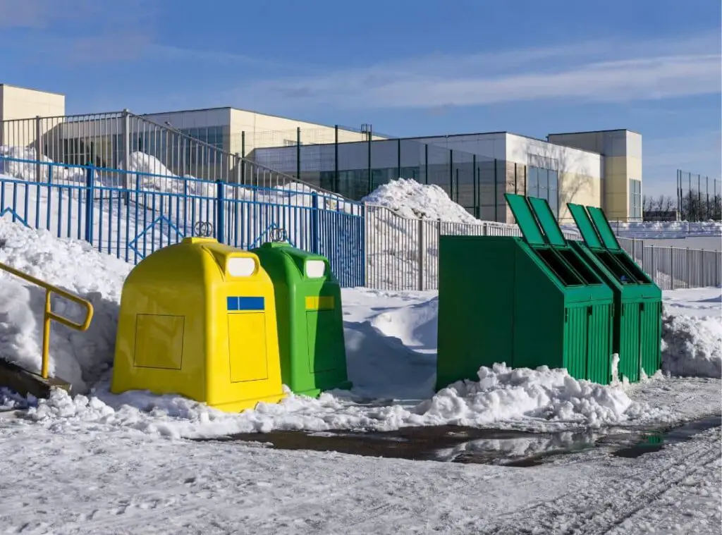 How often to turn compost in winter